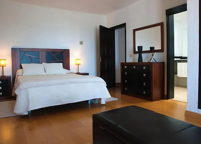 Casa Hugo * Tías