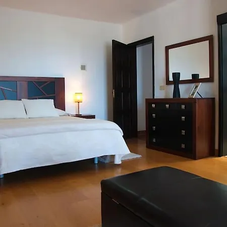 Casa Hugo * Tías