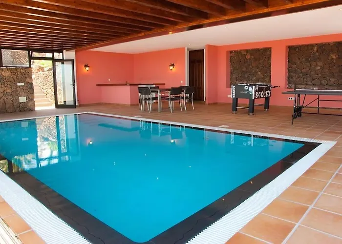 Casa Hugo Villa *